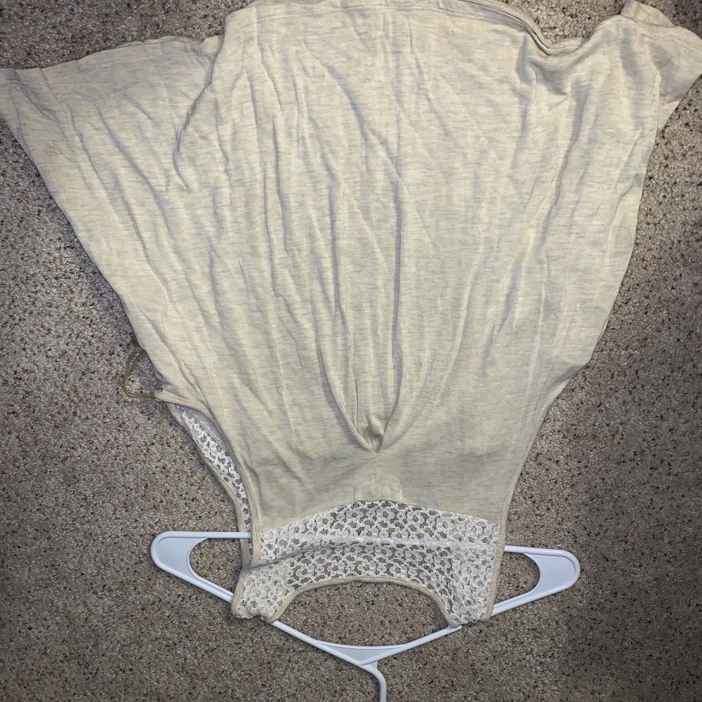 Flowy Tank - Picture 3 of 3